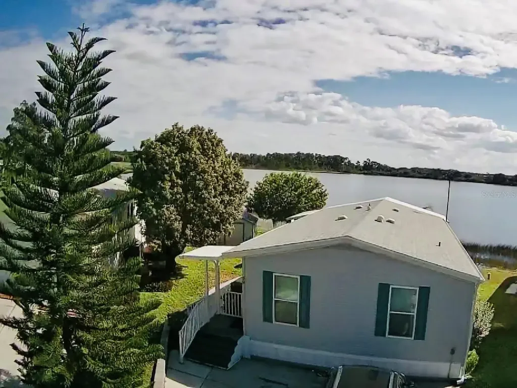 29 Ginger Quill Circle Lake Wales FL 33853