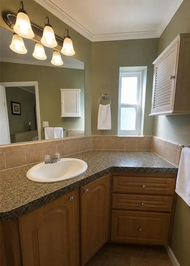29 Ginger Quill Circle Lake Wales FL 33853