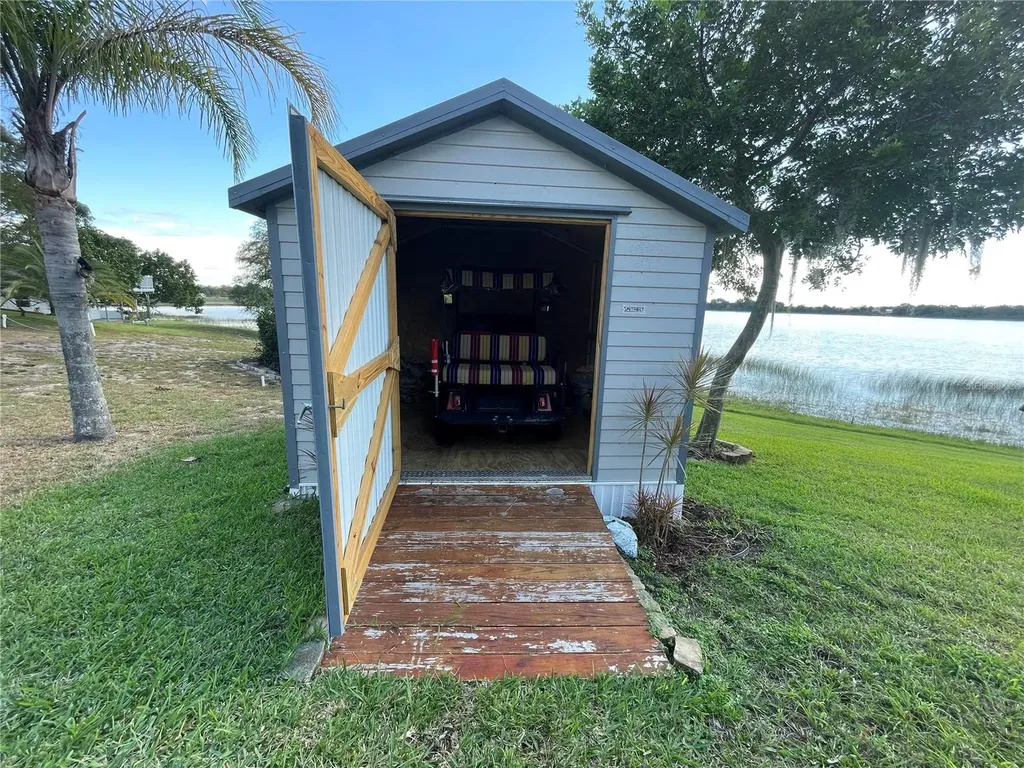 29 Ginger Quill Circle Lake Wales FL 33853