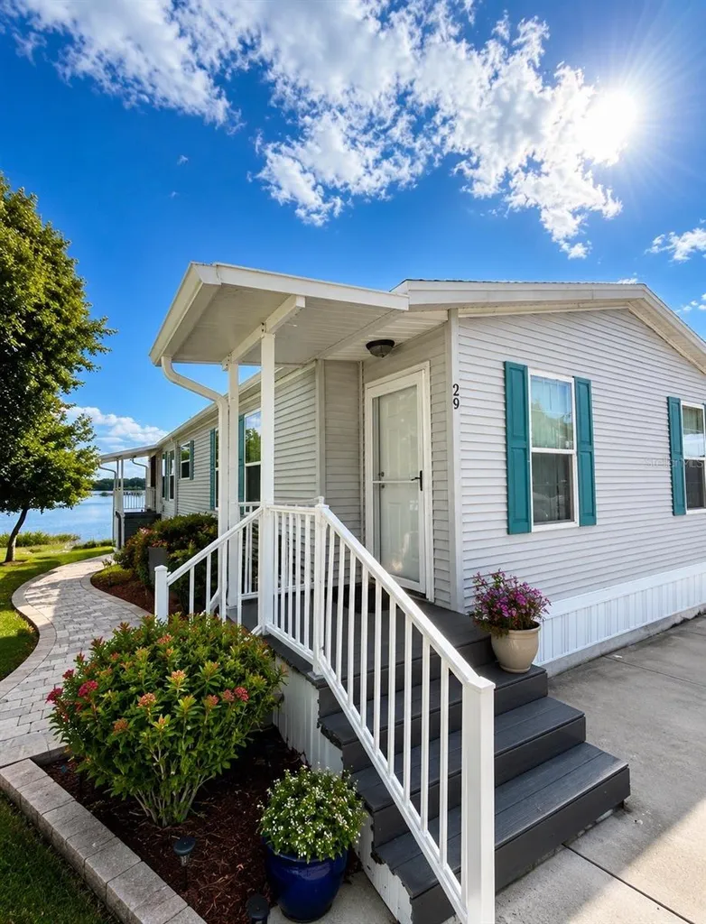 29 Ginger Quill Circle Lake Wales FL 33853