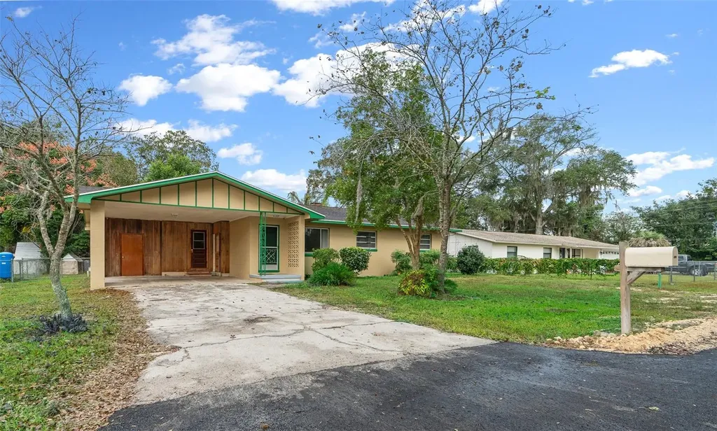 2004 SW 42nd Court Ocala FL 34474
