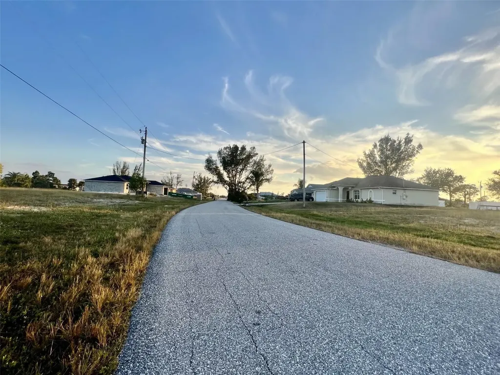 1213 NW 20th Place Cape Coral FL 33993