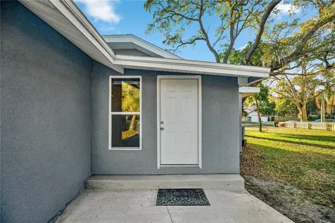 3918 8th Street S St Petersburg FL 33705