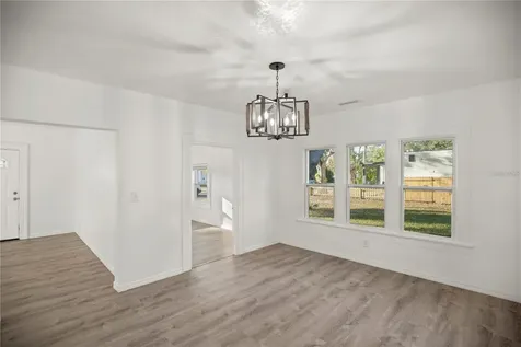 3918 8th Street S St Petersburg FL 33705