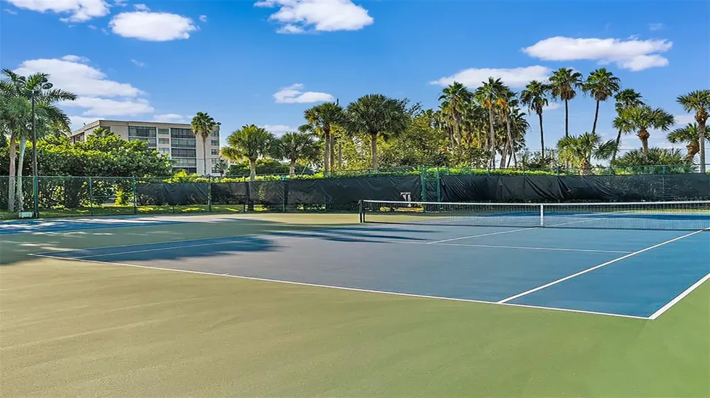 1230 Siesta Bayside Drive Sarasota FL 34242