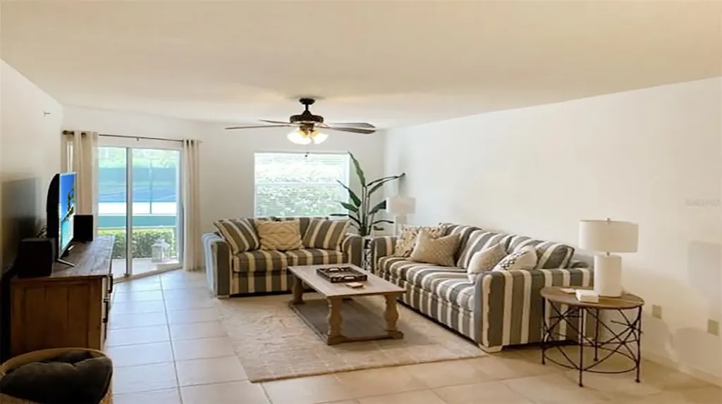 1230 Siesta Bayside Drive Sarasota FL 34242