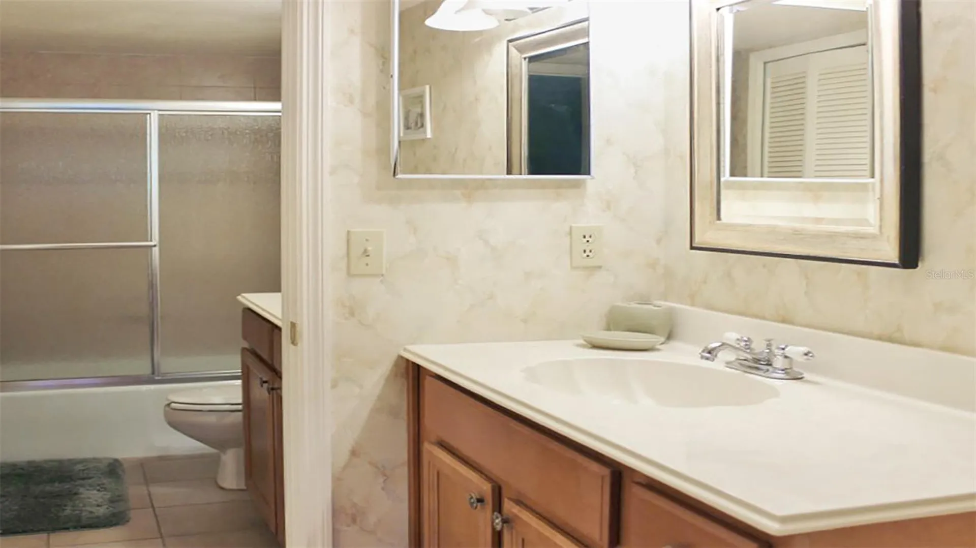 1230 Siesta Bayside Drive Sarasota FL 34242