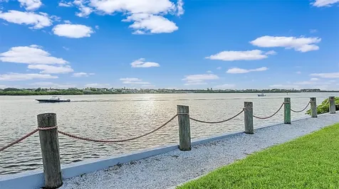 1230 Siesta Bayside Drive Sarasota FL 34242