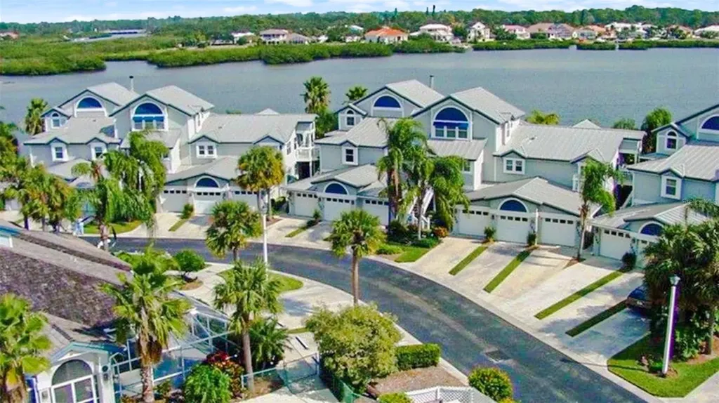 1365 Siesta Bayside Drive Sarasota FL 34242