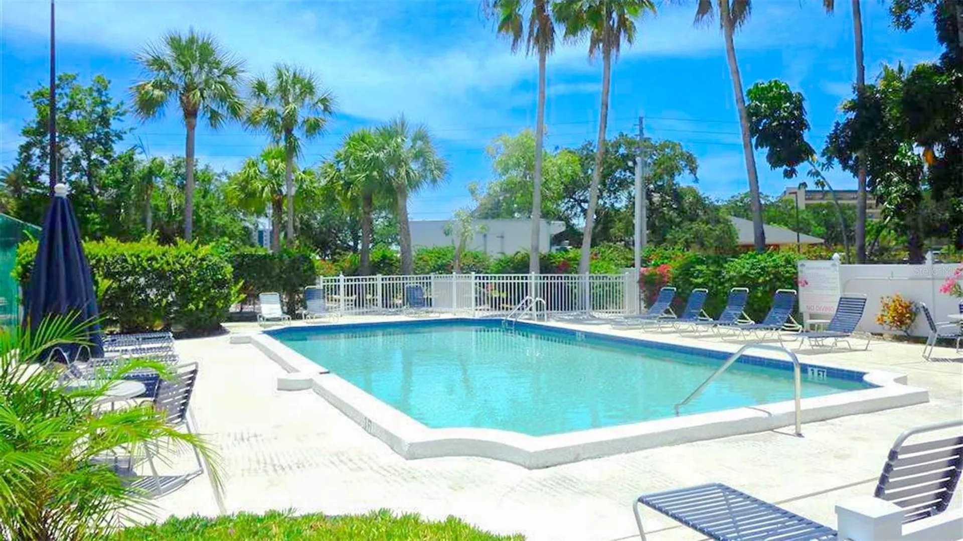 1365 Siesta Bayside Drive Sarasota FL 34242
