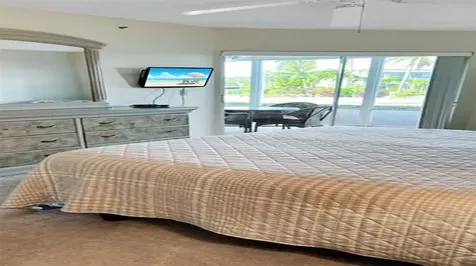 1365 Siesta Bayside Drive Sarasota FL 34242