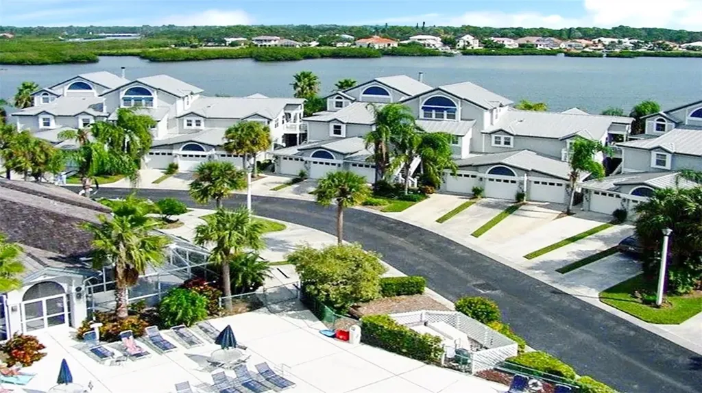 1351 Siesta Bayside Drive Sarasota FL 34242