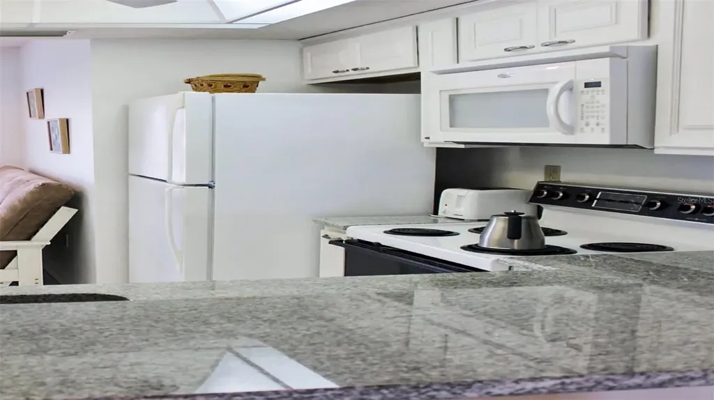 1351 Siesta Bayside Drive Sarasota FL 34242