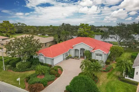 8763 Grey Oaks Avenue Sarasota FL 34238