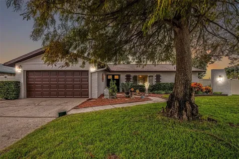 6903 Cedar Ridge Drive N Pinellas Park FL 33781