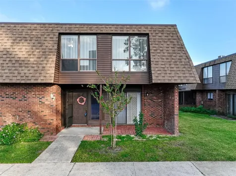 1836 N Crystal Lake Drive Lakeland FL 33801