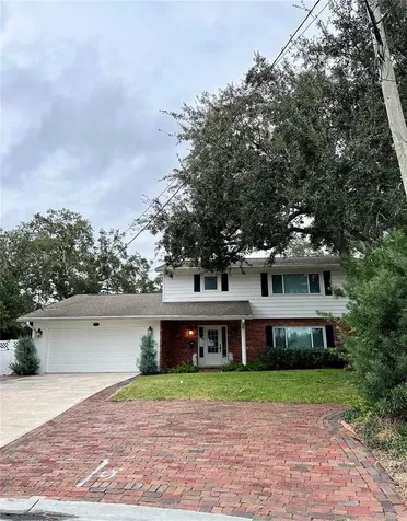 1318 49th Avenue NE St Petersburg FL 33703