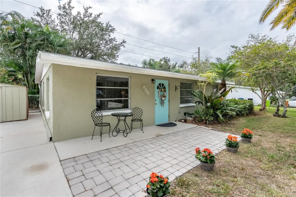2508 Grand Cayman Street Sarasota FL 34231