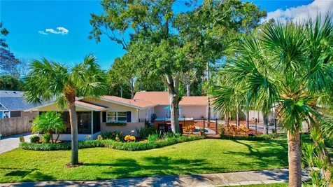 4425 Sunrise Drive S St Petersburg FL 33705