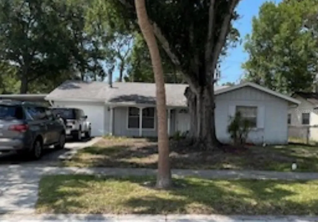 7716 W Pocahontas Avenue Tampa FL 33615