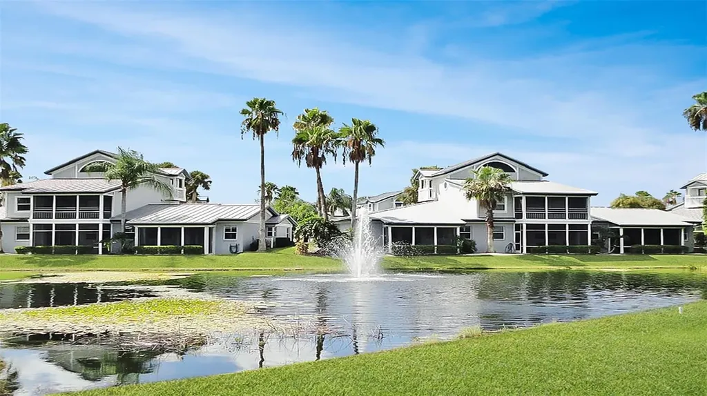 1327 Siesta Bayside Drive Sarasota FL 34242
