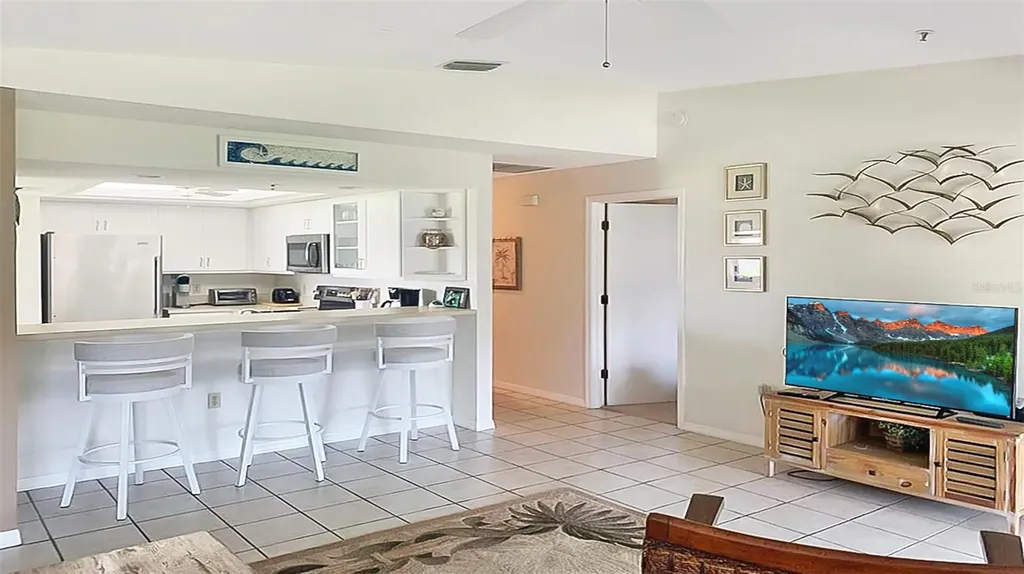 1327 Siesta Bayside Drive Sarasota FL 34242