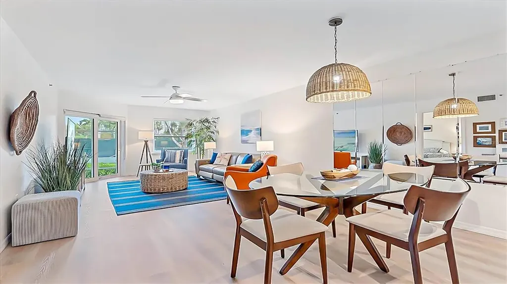 1204 Siesta Bayside Drive Sarasota FL 34242