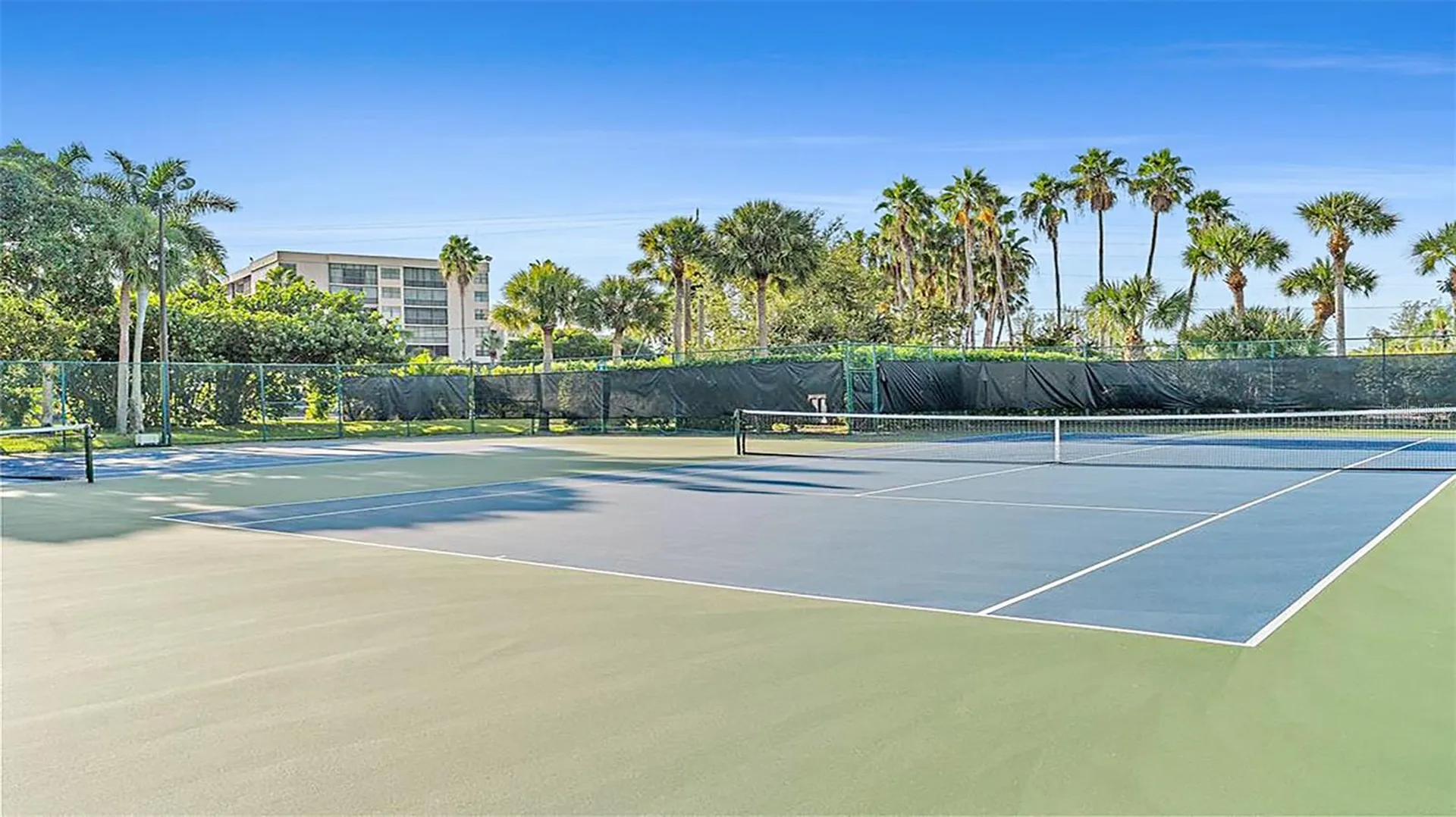 1204 Siesta Bayside Drive Sarasota FL 34242