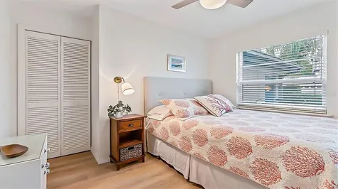 1204 Siesta Bayside Drive Sarasota FL 34242