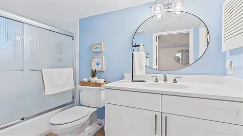 1204 Siesta Bayside Drive Sarasota FL 34242