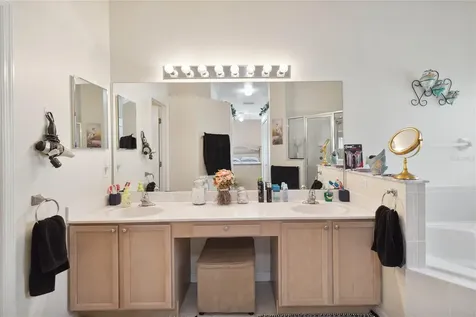 2567 Aster Cove Lane Kissimmee FL 34758