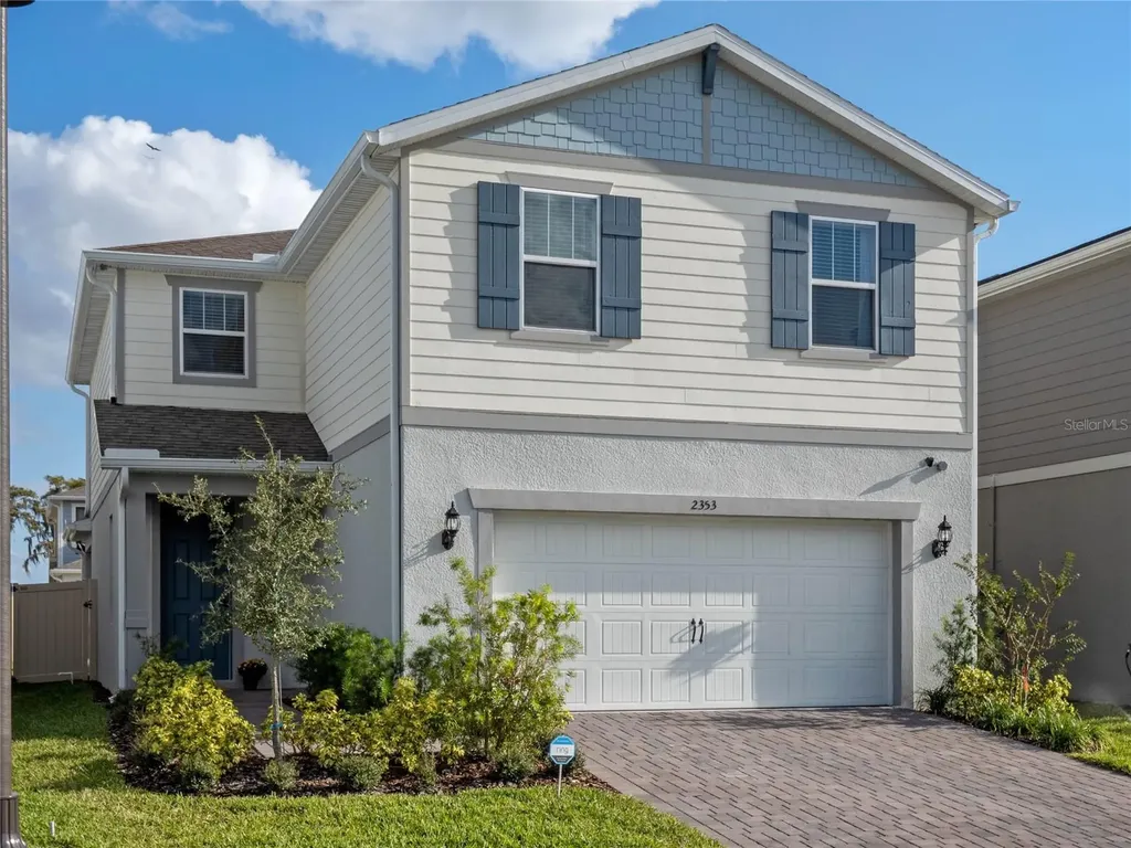 2353 Palm Park Loop Clermont FL 34714