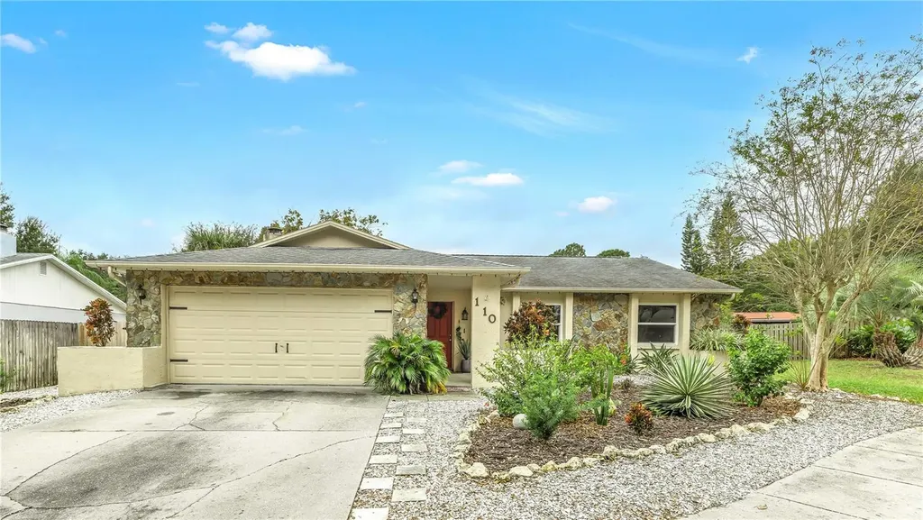 110 Lotus Circle Safety Harbor FL 34695