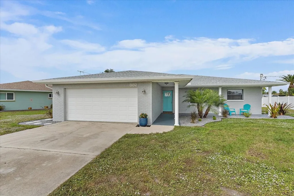 882 Bay Vista Boulevard Englewood FL 34223