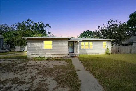 115 Shelby Street Auburndale FL 33823
