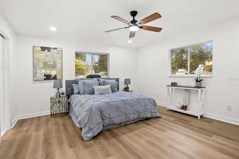 1898 New Hampshire Avenue NE St Petersburg FL 33703