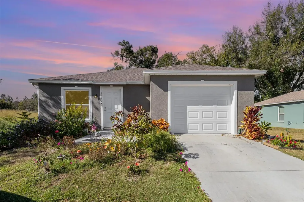 151 1st Street Winter Haven FL 33880