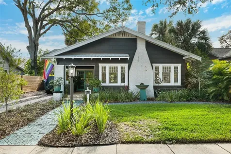 132 17th Avenue N St Petersburg FL 33704