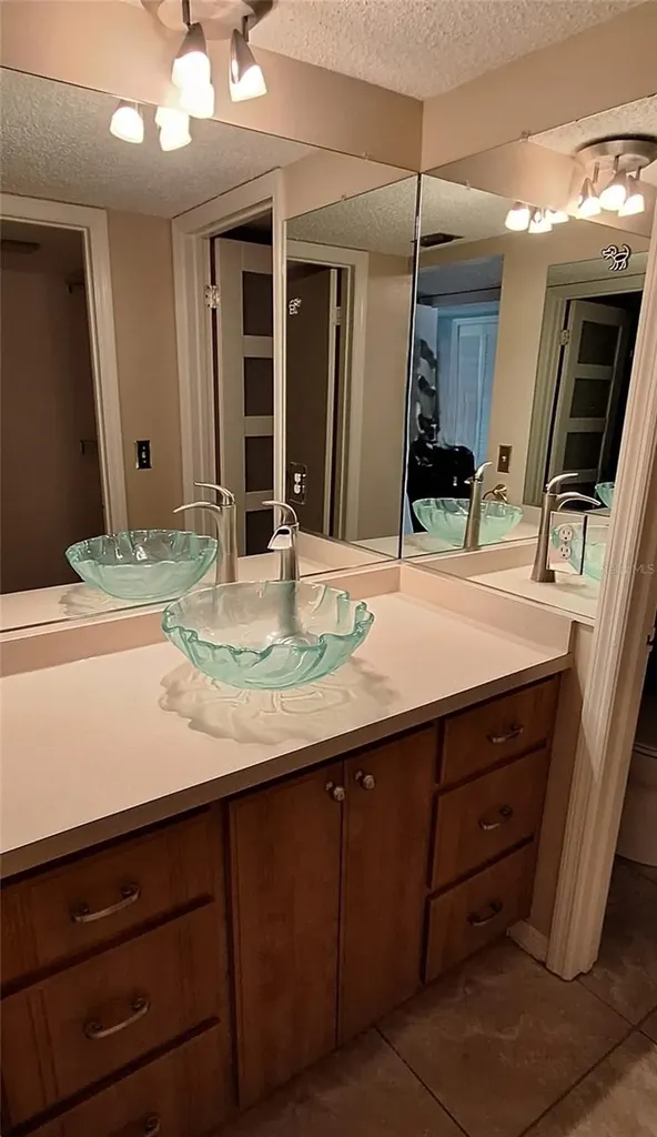 7907 Sailboat Key Boulevard S South Pasadena FL 33707