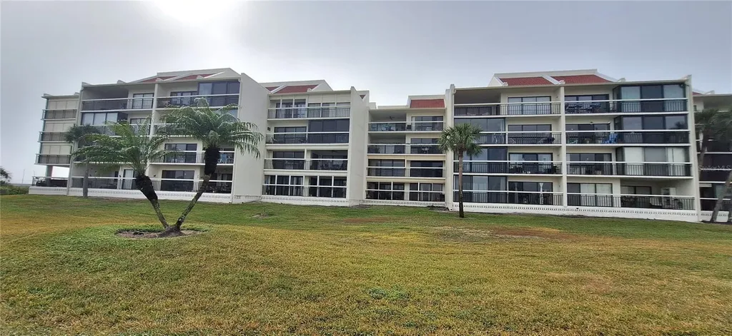 7907 Sailboat Key Boulevard S South Pasadena FL 33707