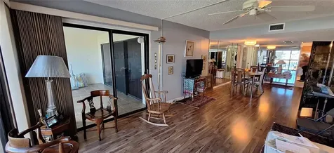7907 Sailboat Key Boulevard S South Pasadena FL 33707