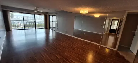 7907 Sailboat Key Boulevard S South Pasadena FL 33707