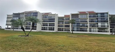 7907 Sailboat Key Boulevard S South Pasadena FL 33707