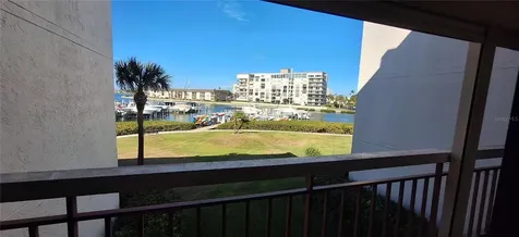 7907 Sailboat Key Boulevard S South Pasadena FL 33707