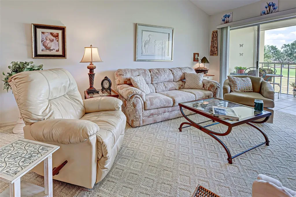 418 Cerromar Court Venice FL 34293