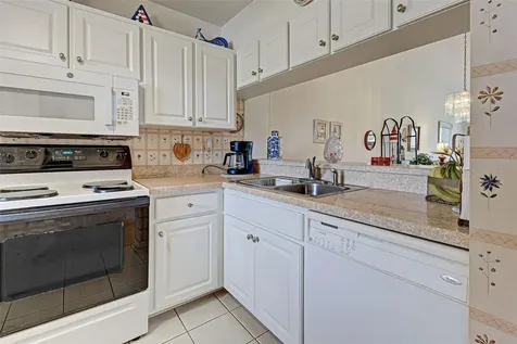418 Cerromar Court Venice FL 34293
