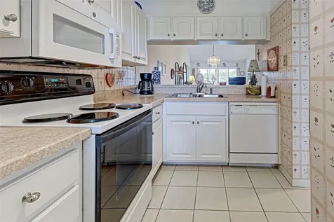 418 Cerromar Court Venice FL 34293