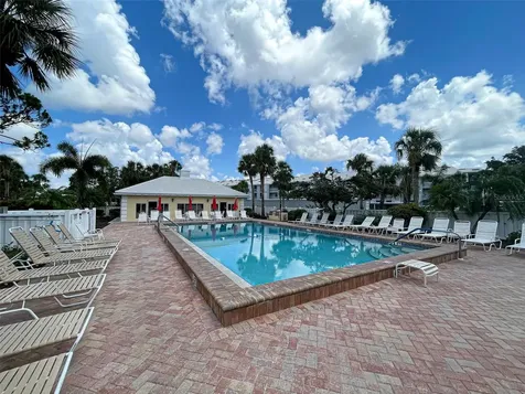 418 Cerromar Court Venice FL 34293