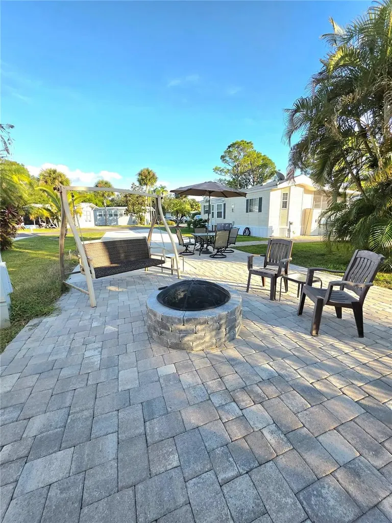 26 W Appaloosa Trail River Ranch FL 33867