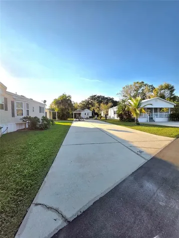 26 W Appaloosa Trail River Ranch FL 33867